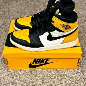 Nike Jordan One Yellow Toe. Taxi, Black and White Jordan 1 High